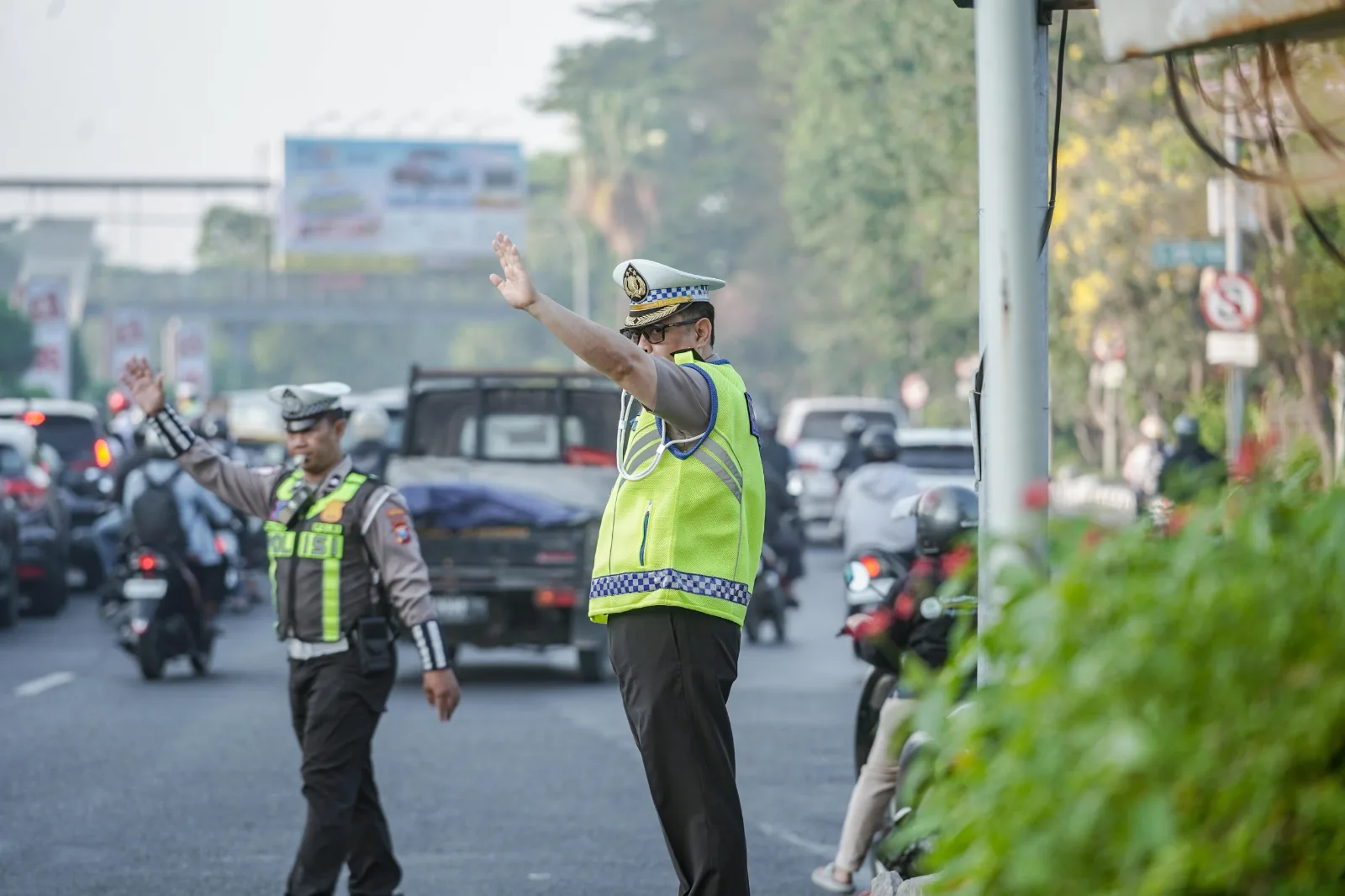 Operasi Patuh Semeru 2026: Polda Jatim Fokus Edukasi Tertib Berkendara Demi Keselamatan di Jalan Raya