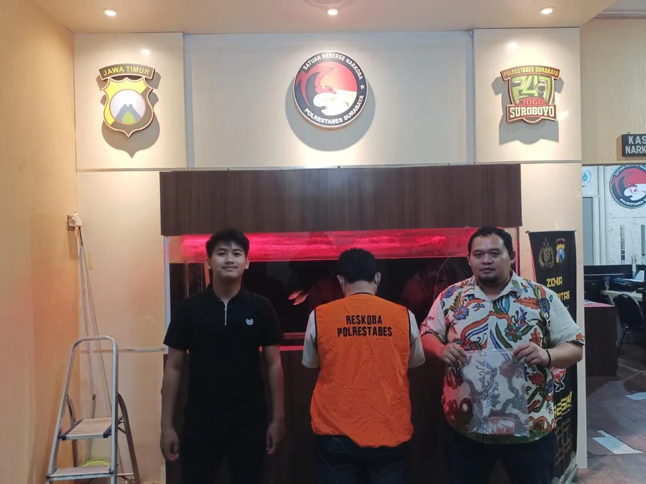 Polrestabes Surabaya Ungkap Peredaran Sabu di Dupak Timur, 17 Paket Diamankan