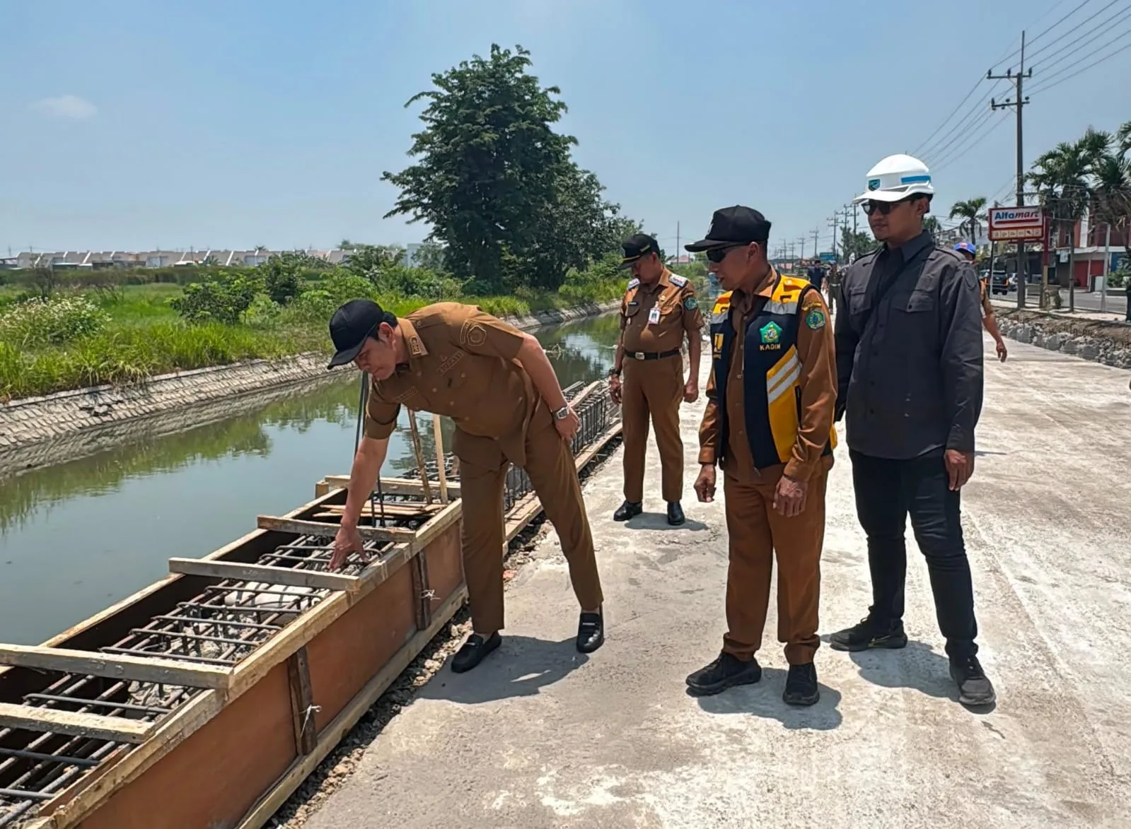 Mengejar Tenggat Desember, Subandi Minta PPK Kebut Proyek Beton Kebonagung-Kemasan
