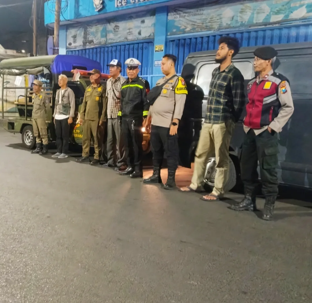 Jaga Kondusivitas Wilayah, Jajaran Polsek Semampir Intensifkan Patroli Dini Hari